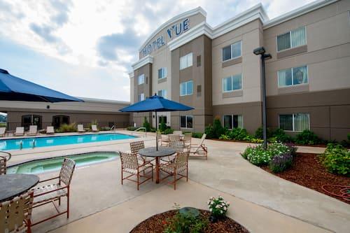 Hotel Vue, Ascend Hotel Collection Натчез Экстерьер фото